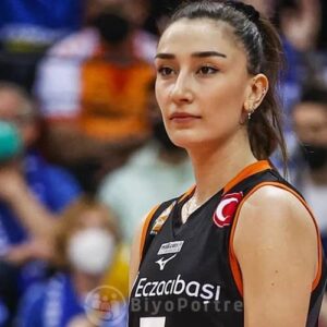 Hande Baladın Biyografi
