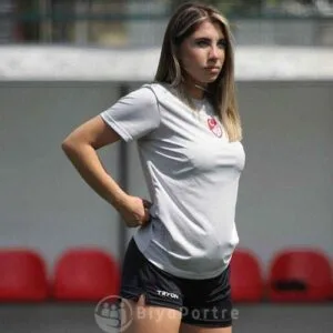 Elif Karaarslan kimdir? Elif Karaarslan Hayatı ve biyografisi ...